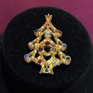 HOLIDAY🎄🎄MONET Brushed Gold Christmas Tree Rhinestone BROOCH